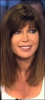 La mme aprs les travaux, en brune mais elle est passe par une priode blondissime. Dans quelle srie a-t-elle jou ?