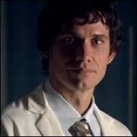 Dans la saison 1, le frre de Dexter, lui aussi tueur en srie, exerce le mtier de...