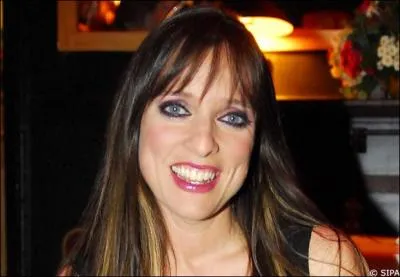 Qu'est-ce que raconte la Canadienne Linda Lemay dans sa chanson  La chouette  ?