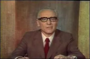 Quelle est son identit ?