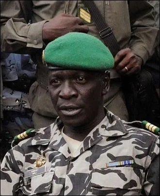 Comment s'appelle le chef militaire qui est  la tte de ce coup d'tat ?