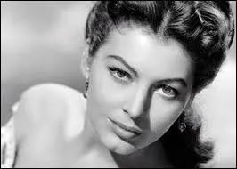 Elle tourna avec les plus grands et fut surnomme  le plus bel animal du monde . Marie  Mickey Rooney, Frank Sinatra, au musicien Artie Shaw, elle fut harcele par le milliardaire Howard Hughes...