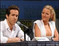 Avec quel acteur est-elle en couple depuis Octobre 2011 ?