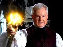 (Episode 11) Qui est-il ?