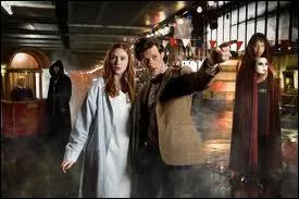 (Episode 2) Comment appelle-t-on la crature qui a voulu aider le vaisseau ?