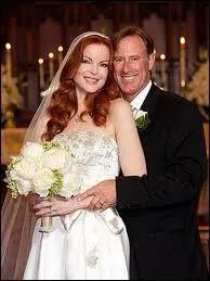 Voici le vrai mariage de Bree, celui de l'actrice Marcia Cross avec Tom Mahoney. Comment se sont-ils rencontrs ?