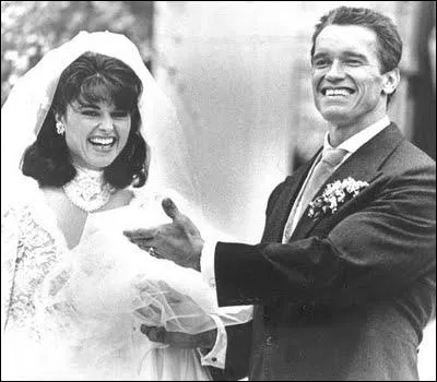 Un mariage qui en a tonn plus d'un, mais qui vient de voler en clat aprs plus de 20 ans d'union, celui de Maria Schriver, nice du Prsident Kennedy et d'Arnold Schwartzenegger. La rencontre...