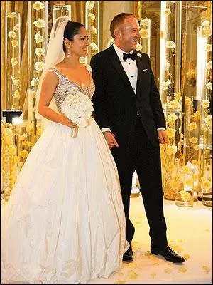 Voici le mariage du milliardaire Franois-Henri Pinault avec l'actrice Salma Hayek. Comment se sont-ils rencontrs ?