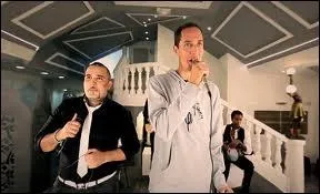 Pour finir en beauté, Grand Corps Malade et Reda Taliani nous redonnent un peu d'espoir avec leur chanson qui signifie à peu près ''Si Dieu le veut'' .