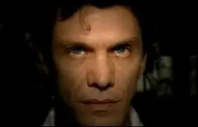 Marc Lavoine n'a PAS interprété de chanson accompagné de...