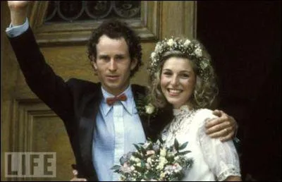 Souvenez-vous : lui, superstar du tennis, John Mac Enroe, et elle, actrice qui fut la plus jeune actrice  tre dtentrice d'un Oscar, fille de Ryan O'Neal, Tatum. Comment se sont-ils rencontrs ?