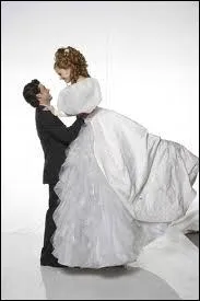 Amy Adams en marie dans les bras de Patrick Dempsey, c'est dans la dlicieuse comdie... ?