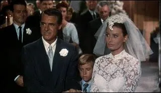 Dans cette comdie des annes cinquante, Cary Grant pouse la jeune Sophia Loren. Quel est ce film ?