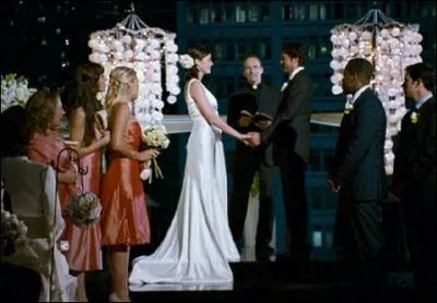 C'est le mariage des deux hros de cette comdie, avec Patrick Dempsey en inventeur du collier  caf et Michelle Monaghan en restauratrice d'oeuvres d'art. O a lieu le mariage ?