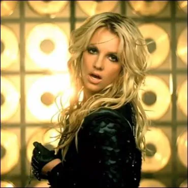 Quelle est cette chanteuse ?