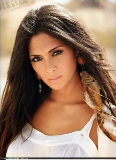 Comment s'appelle cette chanteuse ?