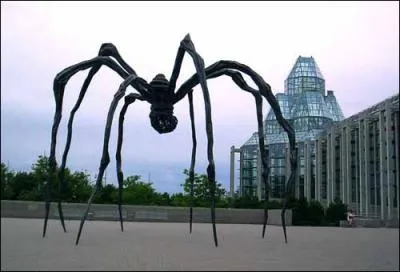 Maman  sculpture monumentale du XXe sicle ralise par :