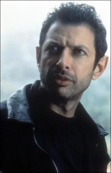 Il interpr�te la voix de Jeff Goldblum dans un film de dinosaures :