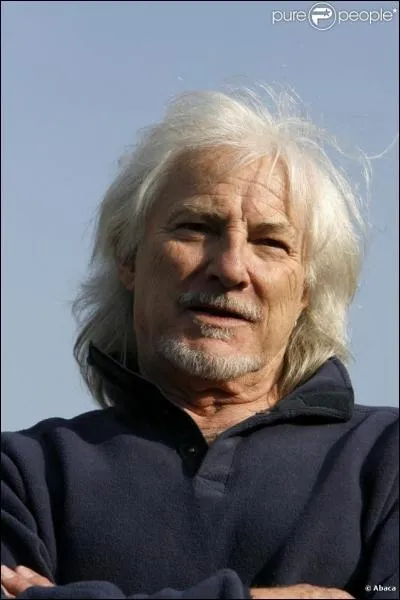 Quelle tait la nationalit du rossignol d'Hugues Aufray ?