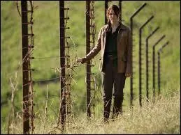 Qu'est-ce que Katniss est en train de faire ?