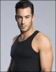 Qui est ce jeune garon ?