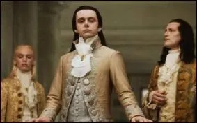 Qui essaye (avec son don) de briser les liens entre les Cullen et ses amis ?