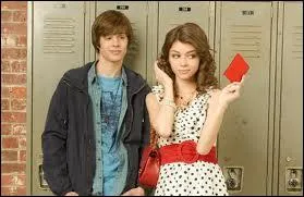 Qui est le petit ami superficiel de Dylan ?