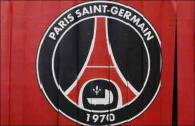 Quel joueur a sign au Paris-Saint-Germain l't 2011 ?