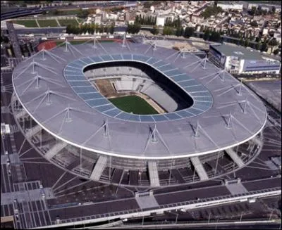 Comment s'appelle ce stade ?