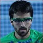 Quel est ce joueur de tennis professionnel ?