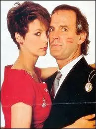 Encore Jamie Lee Curtis, dans un rle mmmorable, et dans les bras d'un avocat trs troubl, que joue le Monty Python John Cleese. Quelle est cette formidable comdie ?