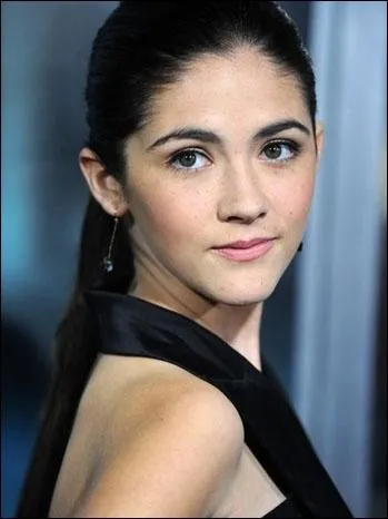 Parlons un peu d'Isabelle Fuhrman, qui joue Clove dans le film.