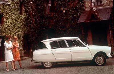 A son lancement en 1961, lequel de ces objectifs n'tait pas celui de l'Ami 6 ?