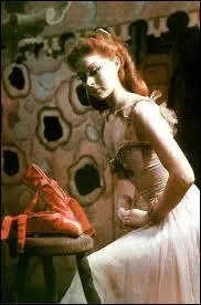Ce film est un grand classique, ralis par Michael Powell, avec Moira Shearer. Quel en est le titre ?