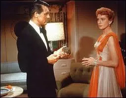 Encore un grand classique du film sentimental : Cary Grant, Deborah Kerr, l'Empire State building... c'est le film que regarde en boucle Meg Ryan dans  Nuits blanches  Seatlle ...