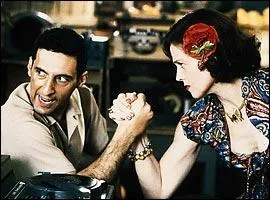 Elle joue dans  Company man  en 2000. Mais quel rle tient-elle ?