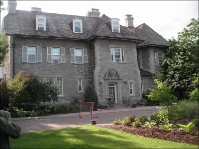 O habite le premier ministre du Canada ?