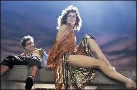 La grande Sigourney Weaver (1, 83 m sans chaussures) dans une autre comdie culte, qui a donn lieu  plusieurs suites. Quel est ce film ?