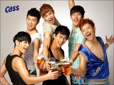 A quelle agence appartient 2PM ?