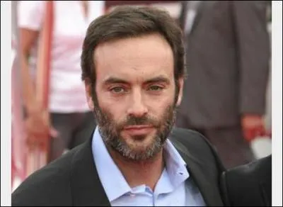 Acteur n en 1964, il semble avoir eu du mal  porter son nom, d'o une jeunesse chaotique. Il fait ses dbuts en 1985 dans  Une pine dans le coeur  d'Alberto Lattuada.