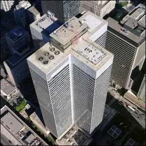 Qui a conu l'difice de la Place Ville-Marie ?