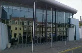 Qui a fait salle comble jeudi dernier  la salle de la Faencerie ?