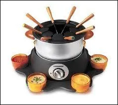 Qu'est-ce que la Fondue Bressane qui se dguste avec les sauces d'accompagnement ?