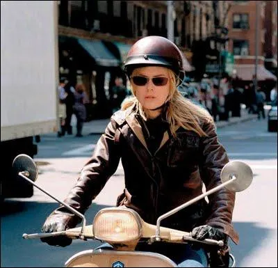 Sous le casque, la blonde est Nicole Kidman, dans les rues de New-York. C'est ?
