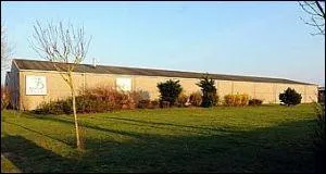 Que va-t-il se passer le samedi 14 avril  l'ancienne usine  dentelles Brunet, rue Gustave-Courbet ?