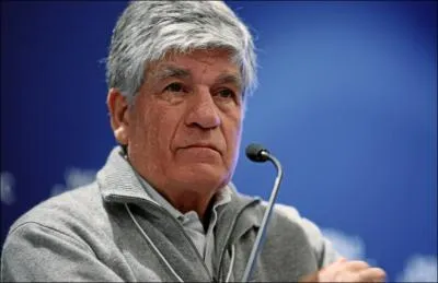 Maurice Lvy va percevoir un bonus de 16 millions d'euros en tant que prsident du directoire (l'quivalent du PDG dans un certain type de Socits anonymes) de quelle socit ?