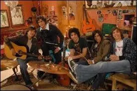 Comment s'appelle ce groupe de musique ?