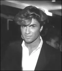 En regardant bien, vous devriez reconnatre le chanteur de  Freedom  ?