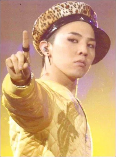 Quelle chanson a-t-il crite pour son album solo mais qui finalement a t utilise par le groupe ?