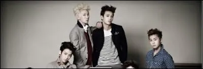 Comment s'appelle leur premier album ?